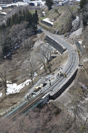 「JR飯山線の横倉駅から森宮野原駅の区間」 